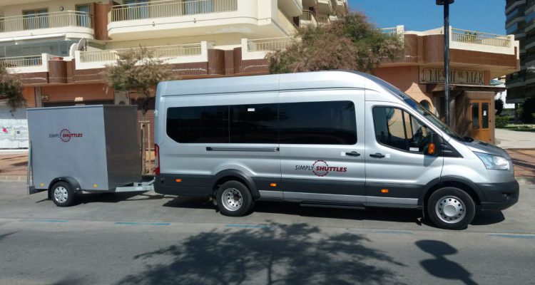 Simply Shuttles minibus and luggage trailer